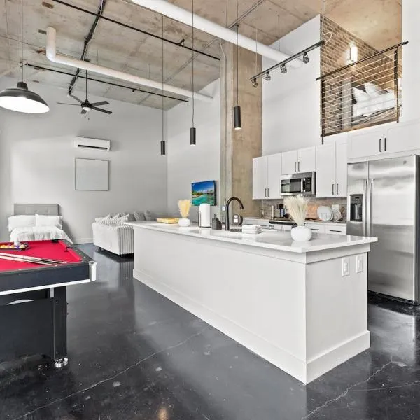 Luxury Loft-Coastal Vibe, hotel en Dallas