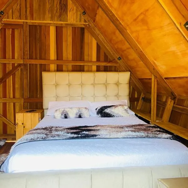 Gemma Eco-Glamping, hotel di Baños