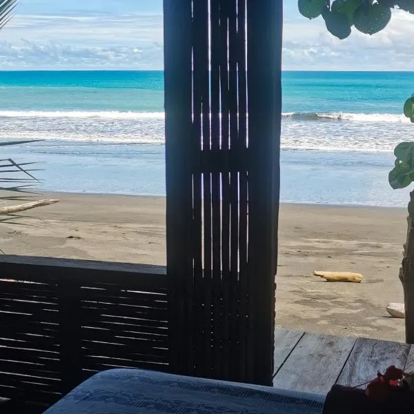 Chowa lodge, hotel v destinaci Nuquí