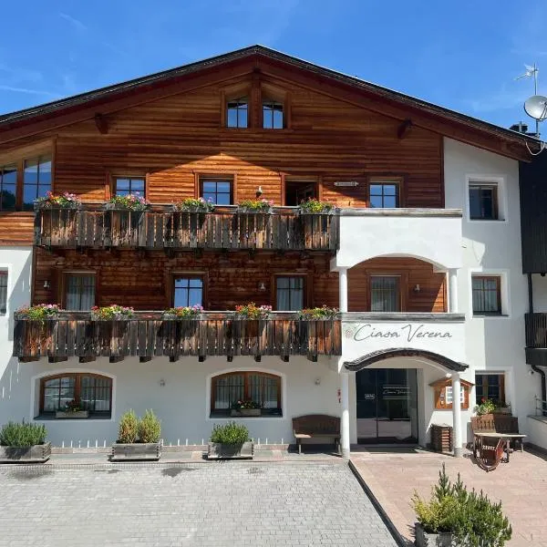 Ciasa Verena: Corvara in Badia'da bir otel