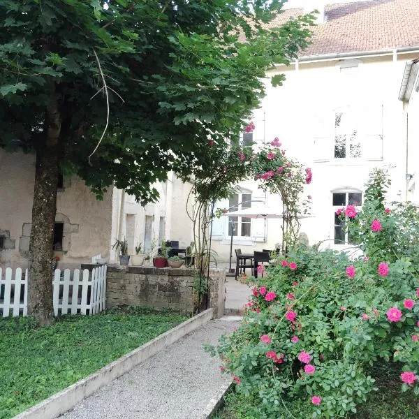 La Maison d'Adèle, hôtel à Neufchâteau