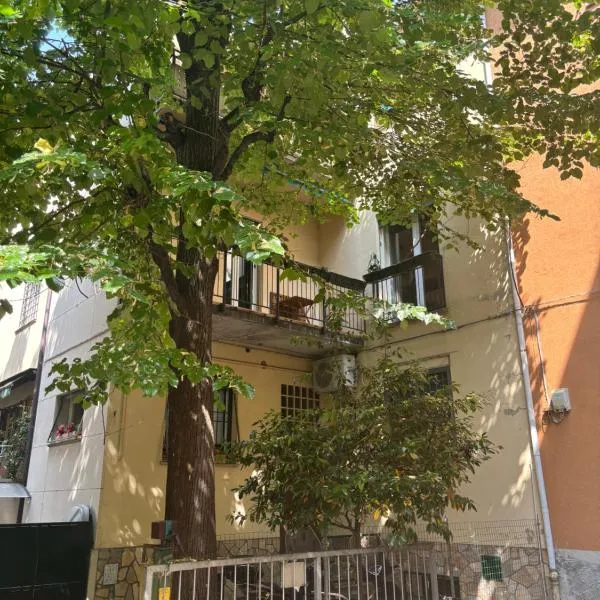 Casa in centro a Bologna - Giardini Margherita, hotel in Bologna