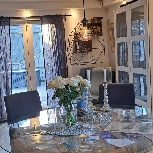 Hjemme koselig og sentralt leilighet, hotel em Fredrikstad