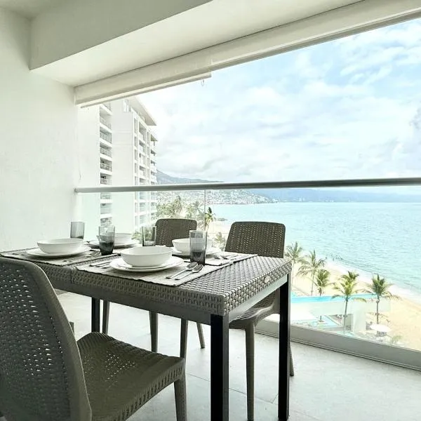 Beachfront family friendly 1 bdr NT505, hotel in Puerto Vallarta