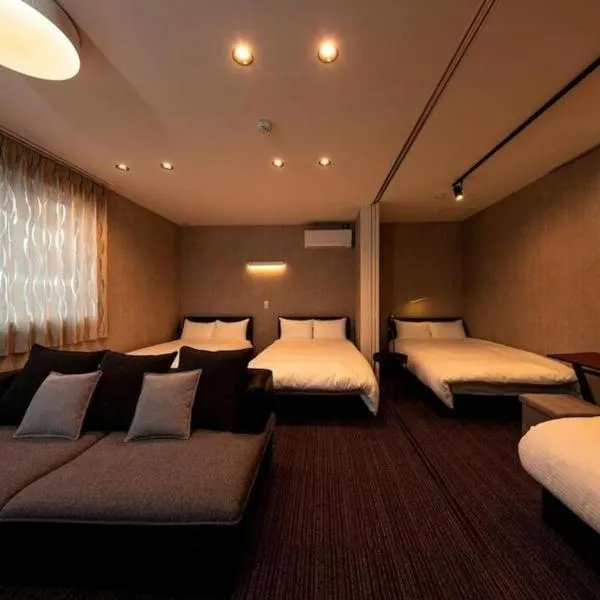White Crystal RoomB, hotel in Fukuoka