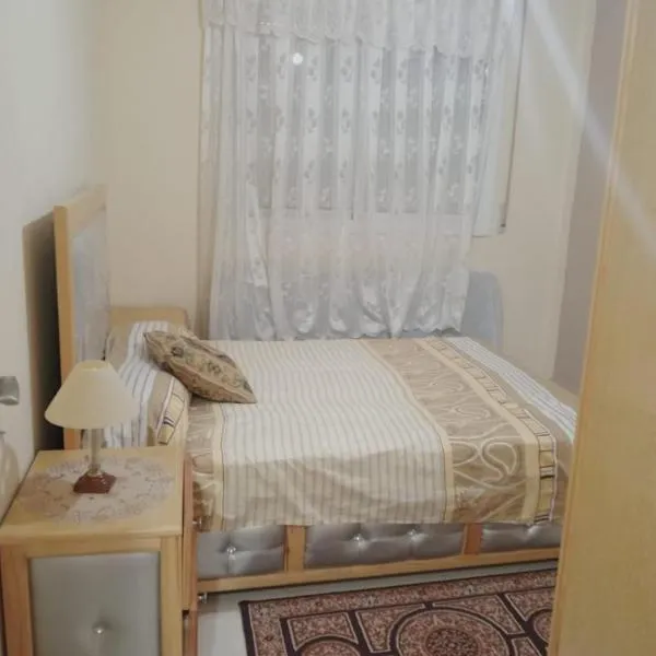 bel appartement clima wifi a oujda, hotel v destinaci Udžda