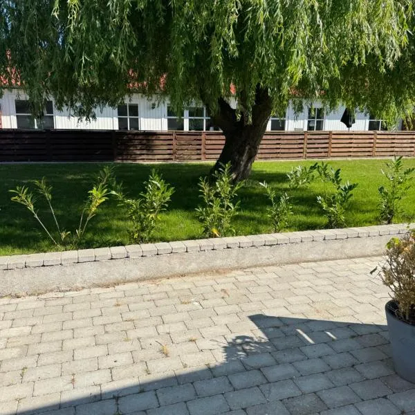 Bøtø strand ferielejlighed 7, hotel v destinaci Bøtø By