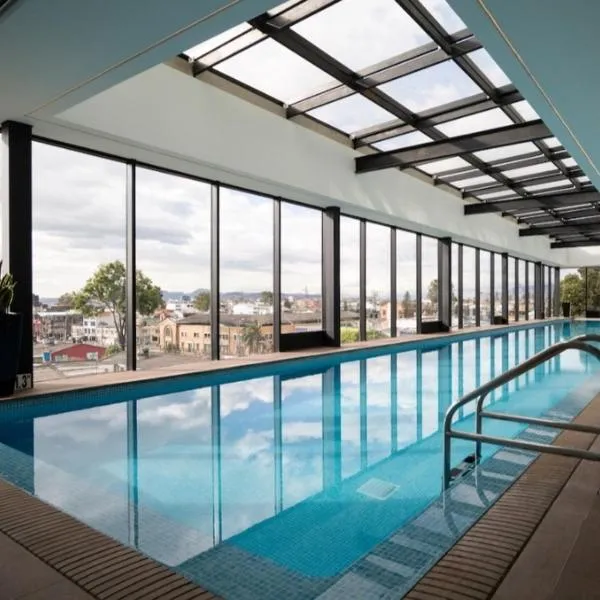 72Hub moderno apto vistas ciudad, piscina gimnasio, hotel v destinaci Bogotá