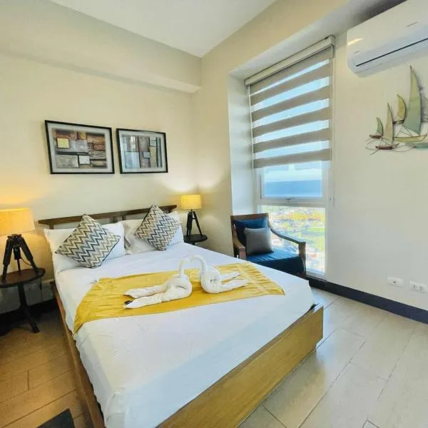 Mactan Newtown township staycation with pool access, hotel in Lapu Lapu City