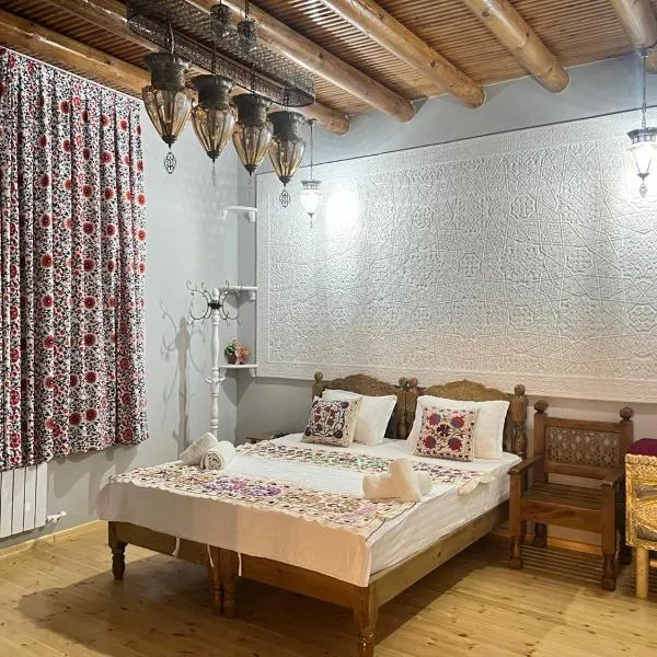 Old town, hotel Buxoróban