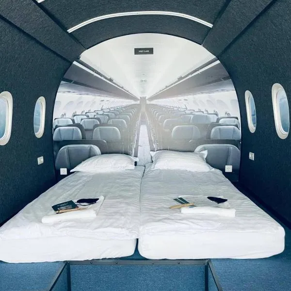 Airliner Apartment First Class Stay, מלון בקלוז'-נאפוקה