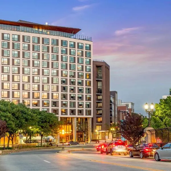 Cambria Hotel Boston Downtown - Seaport，位于波士顿的酒店