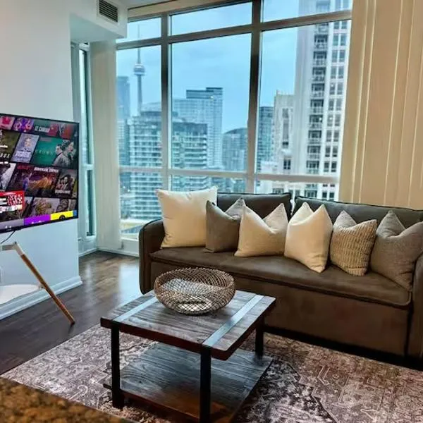 Spacious Comfort in City Center - Free Parking, hotel v destinaci Toronto