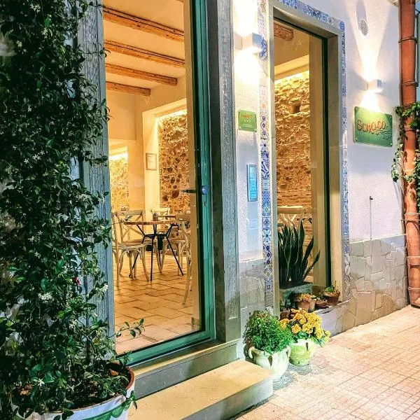 Scirocco Affittacamere, hotel a Oliveri