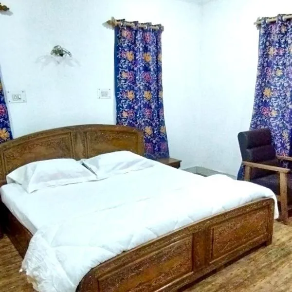 Greenoriva - D2 - Greenery & Peace, hotel in Srinagar