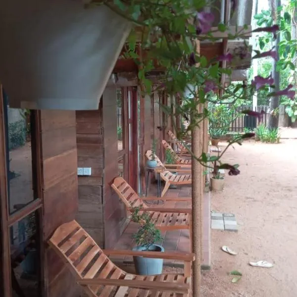 Cool Banyan Cabana, hotel in Trincomalee
