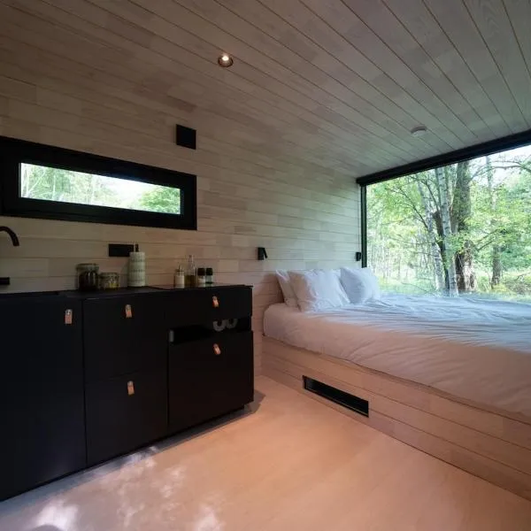 Chic Sauna Cabin Near the Sea - MULIN Cabin Nº05, hotel in Tsitre