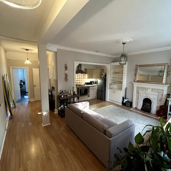 Charming and comfortable flat, hotel a Londres