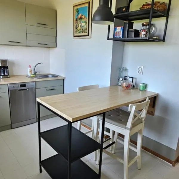 Viscosa Holiday Apartment、Kõrgessaareのホテル