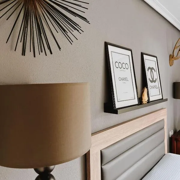 Casa Mari Carmen, hotel in Salas