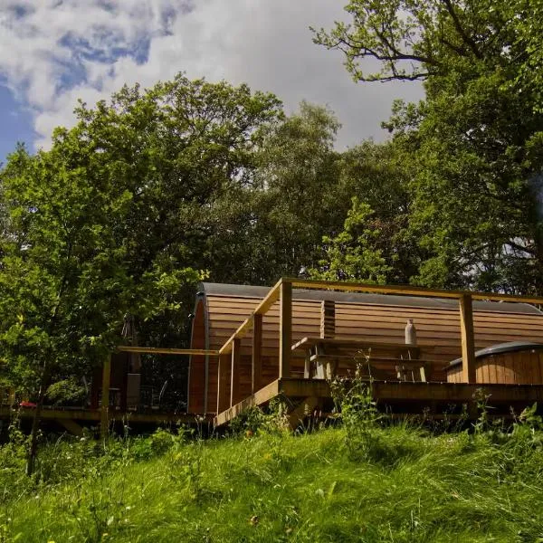 Pods At Buckland's Glamping, ξενοδοχείο σε Handcross