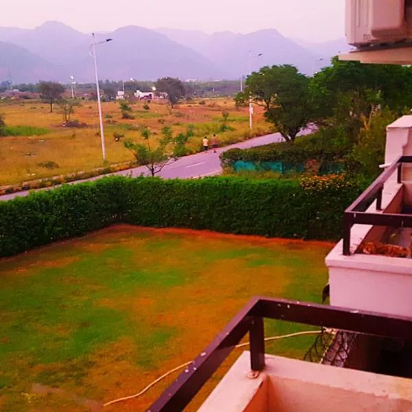Hill Town Guest House Islamabad, hotel in Islamabad