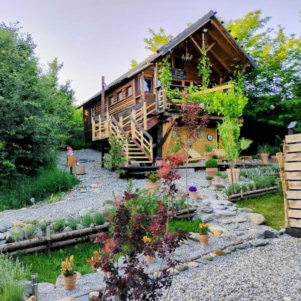 479 Tiny House, Domeniul von Agodt, hotel in Bradu