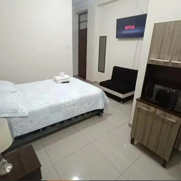 Habitación privada cerca a la plaza Constitución en un 1er piso, hotel v destinaci Huancayo