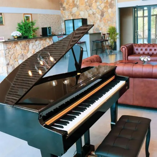 Savanna68 Hotel，位于维多利亚瀑布的酒店