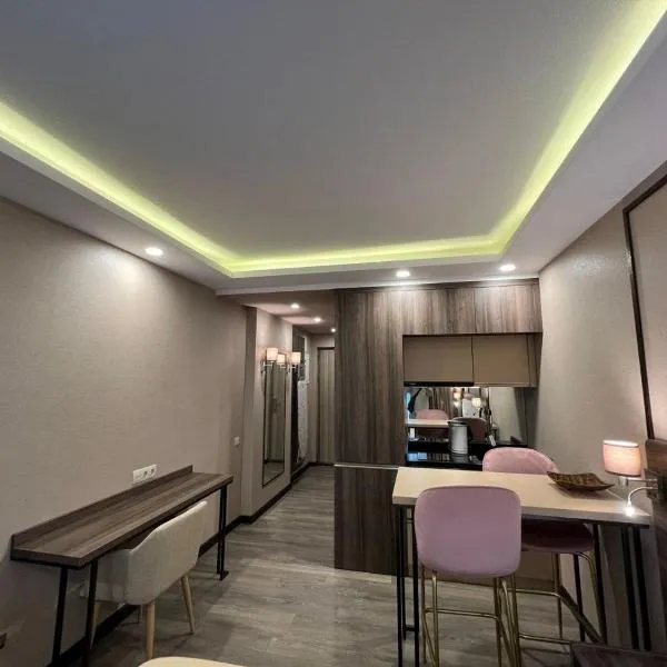 Batumi Sunrise Comfort Suite, hotel in Batumi