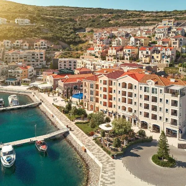 Lustica Bay Marina Village by 2BHome, hotel u gradu Lustica