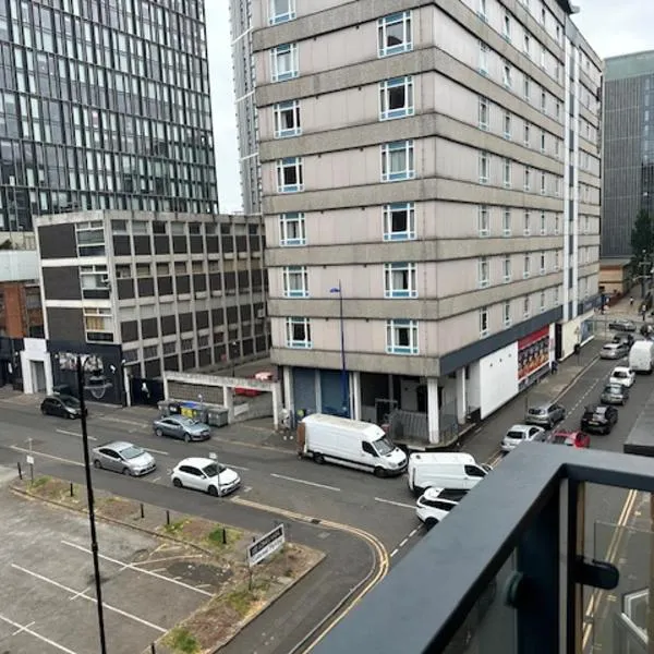 Birmingham city centre apartment, hotel in Birmingham