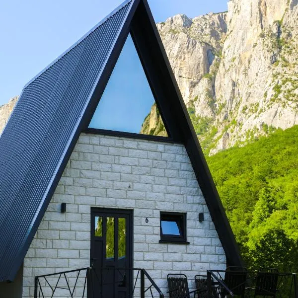 Natures Escape Kozarica, hotel en Šavnik