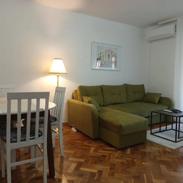 ParkSide Apartman, hotel in Arandjelovac