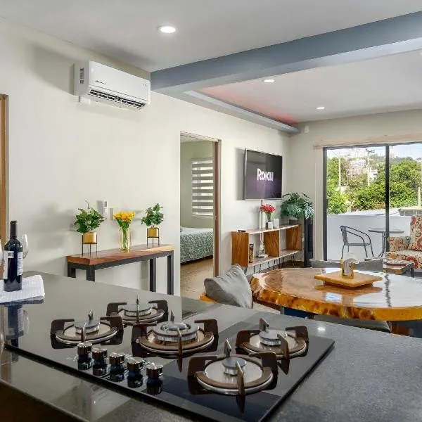 Promo! 2BR-Pool-Views-King Bed-Walk 2 Beach-5 Star Area, hótel í Mazatlán