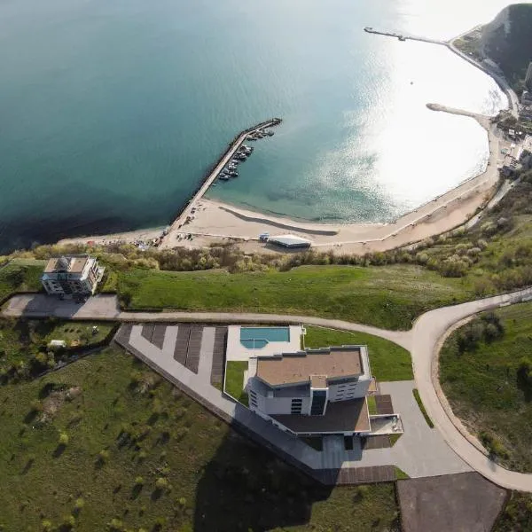 Calithea Residence, hotel v destinaci Kavarna