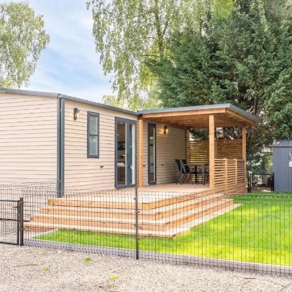 Family chalet Kinrooi - Papillon Kinrooi, hotel in Kinrooi