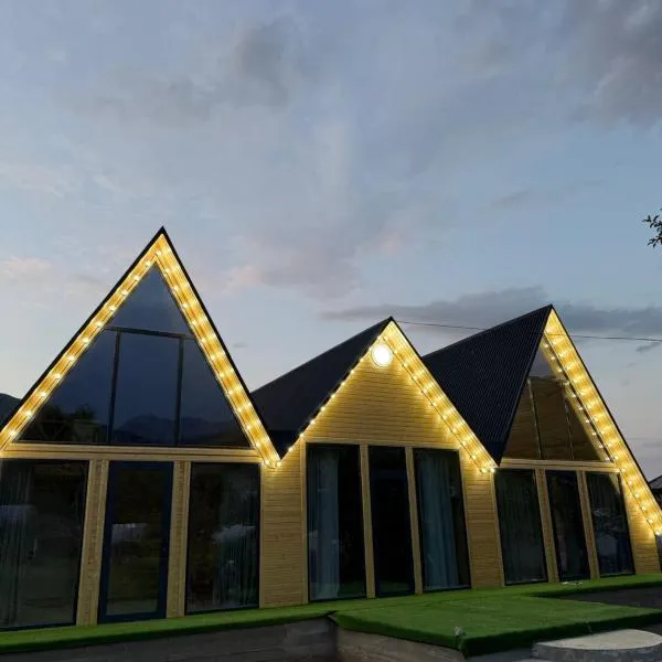 Tulpar Village, hotell sihtkohas Saty