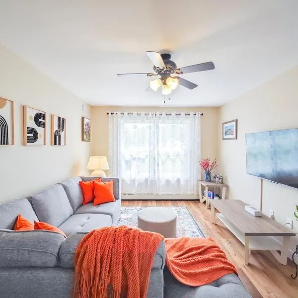 Tranquil Riverside Abode, hotel in Cornwall