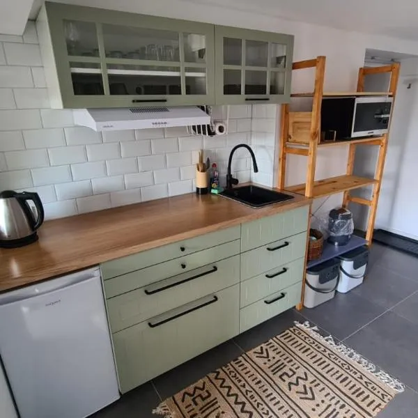 Orscholz apt with free parking & garden & bicycle storage, hotel v destinaci Orscholz