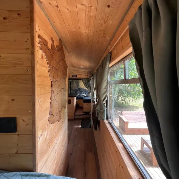 Bus insolite, hotel in Mignaloux-Beauvoir