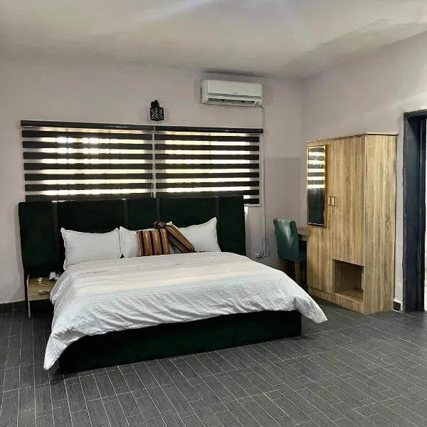 Stj Luxury Hotels，伊洛林的飯店