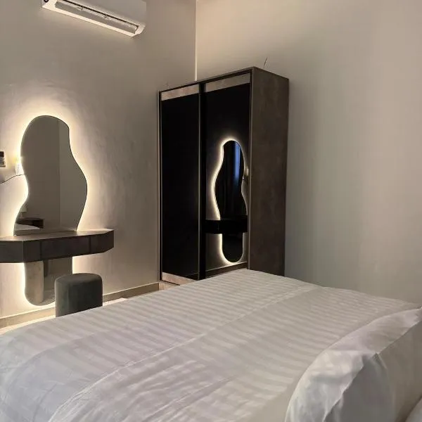 شقة فندقية فاخرة بمدخل مستقل, hôtel à Taif