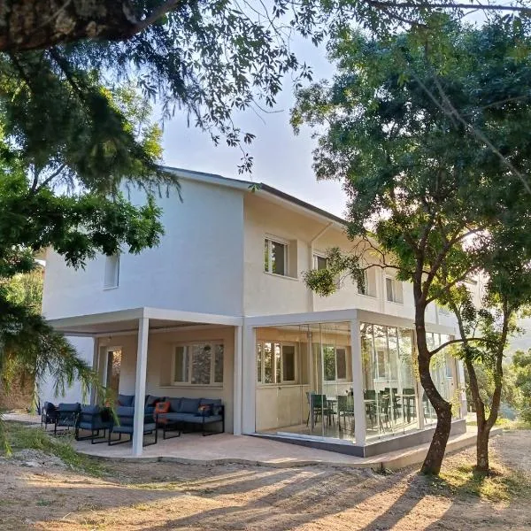 Espacio Natal, hotell sihtkohas Valdemanco