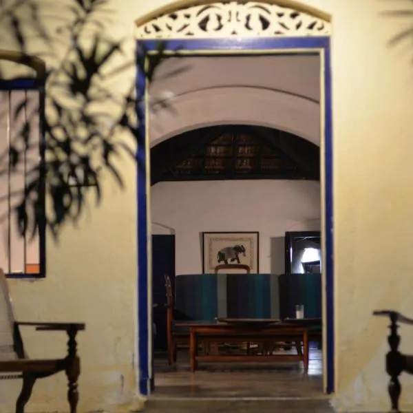 15LMD Villa in Front of the Lagoon, hotel en Batticaloa