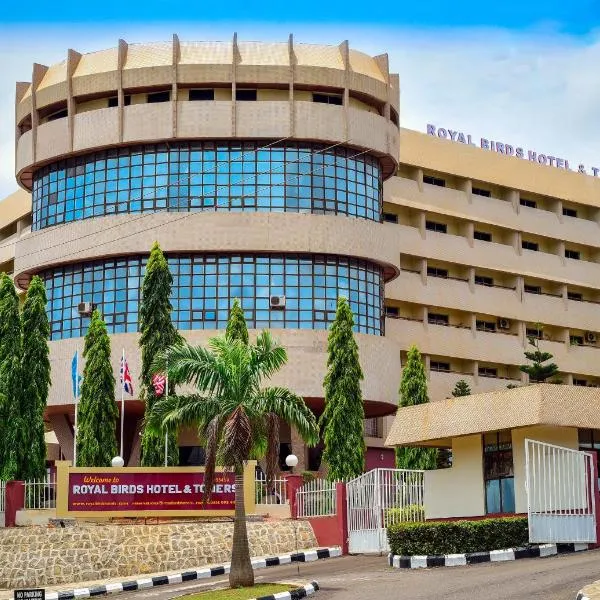 Royalbirds Hotel & Towers, hotel in Akure