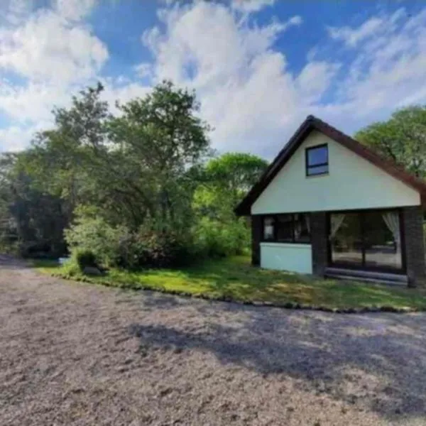 The Singing Heart, TirNaNog Cozy Cottage near Lochgilphead !!HIDDEN GEM!!, hótel í Lochgilphead