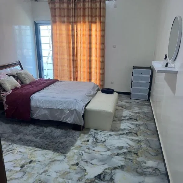 Studio meublé à Saint Louis Sénégal, hotel in Saint-Louis