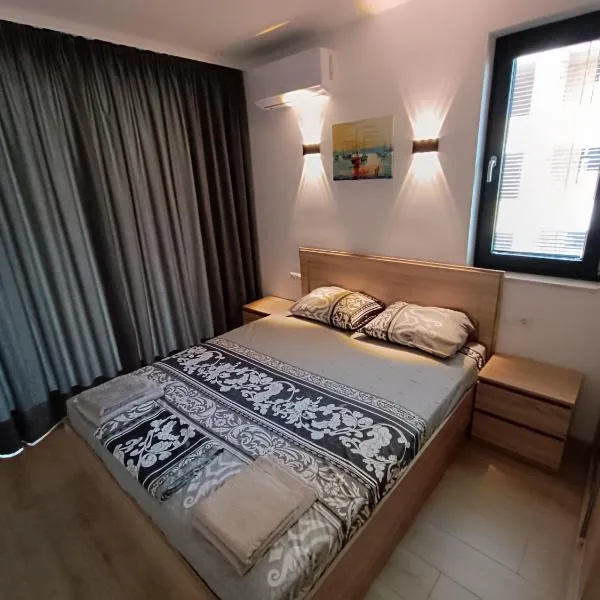 Апартамент 10 улица Македония 33, hôtel à Pomorie