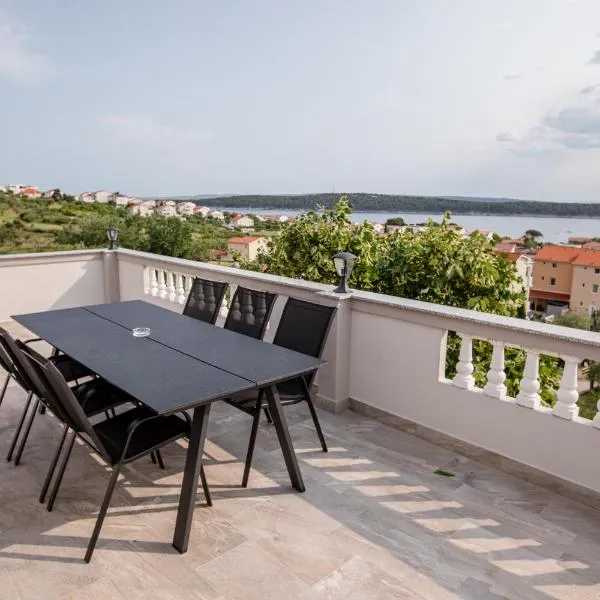 Gabriel Home, ξενοδοχείο σε Rab